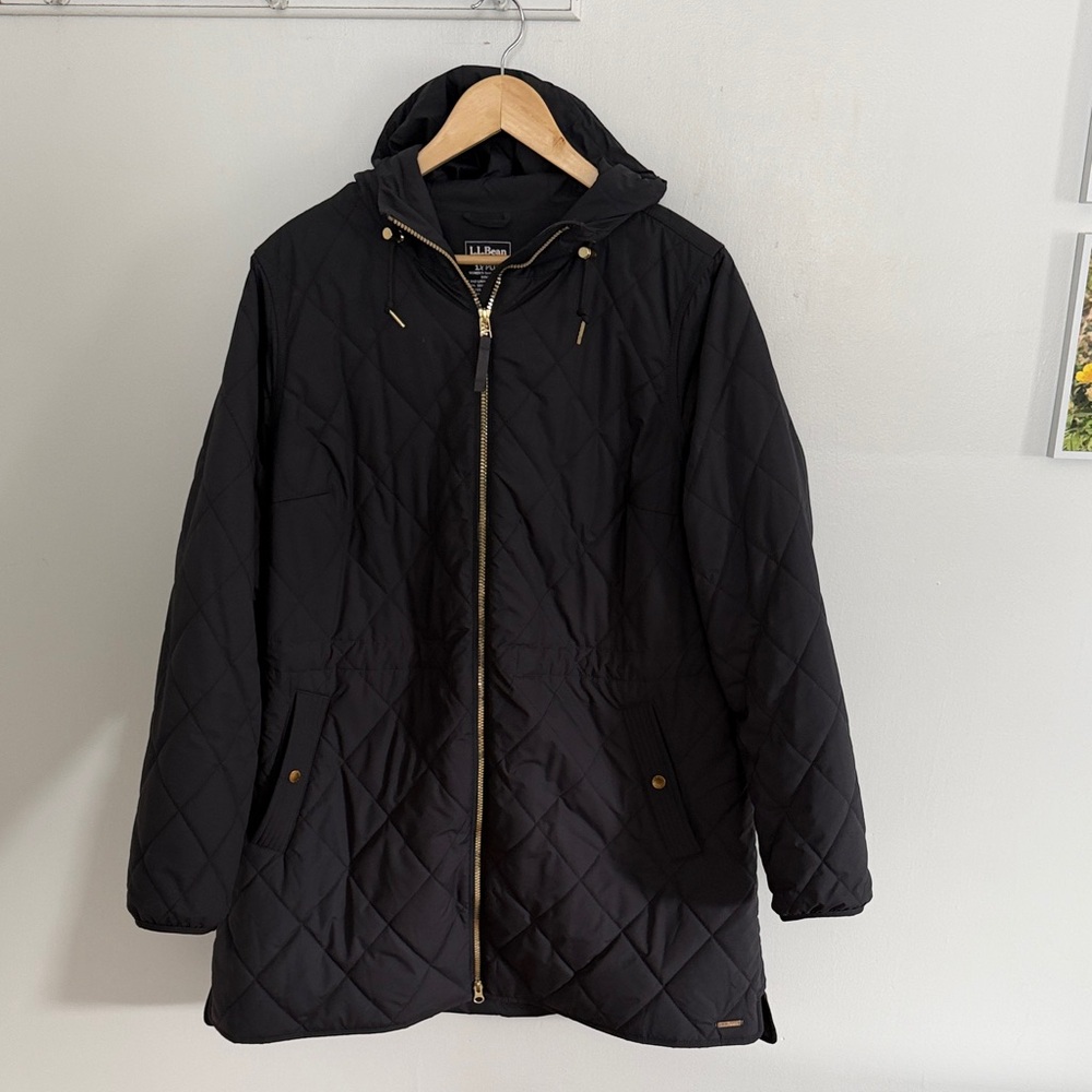 L.L. Bean Black Quilted Hooded Coat 1X. Longer length
